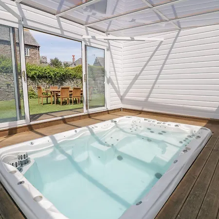 Holiday home Foxes Den